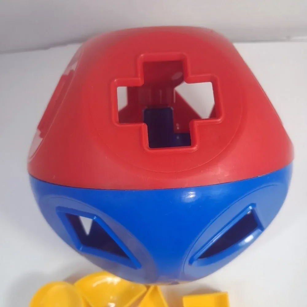 Tupperware Shape O Ball Puzzle Block Toy puzzle Pieces sorter Red Blue READ